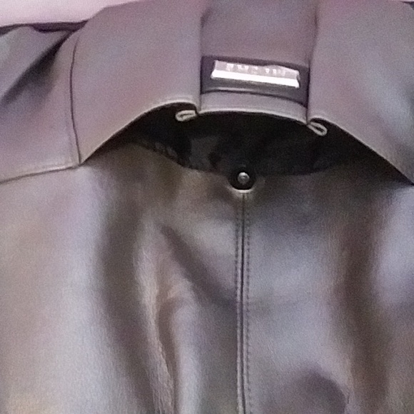 Awesome NWOT Miche Prima shell and straps. - Picture 10 of 12